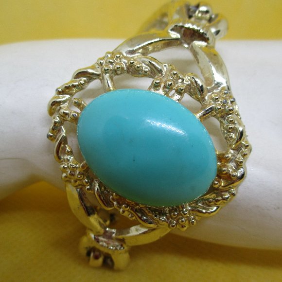 Vintage Faux Turquoise Gold Metal Bracelet Ornate Large Oval Lucite Cabochon - Picture 2 of 15